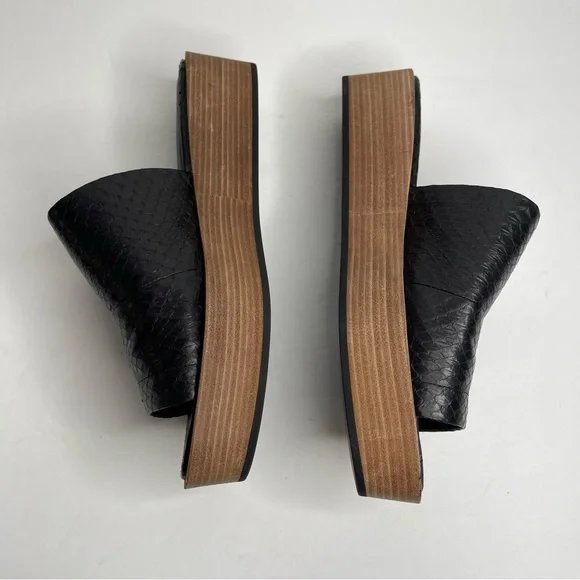 Vince Saskia Black Leather Snake Embossed Slide Flatform Sandal Size 8M Comfort - Picture 8 of 17